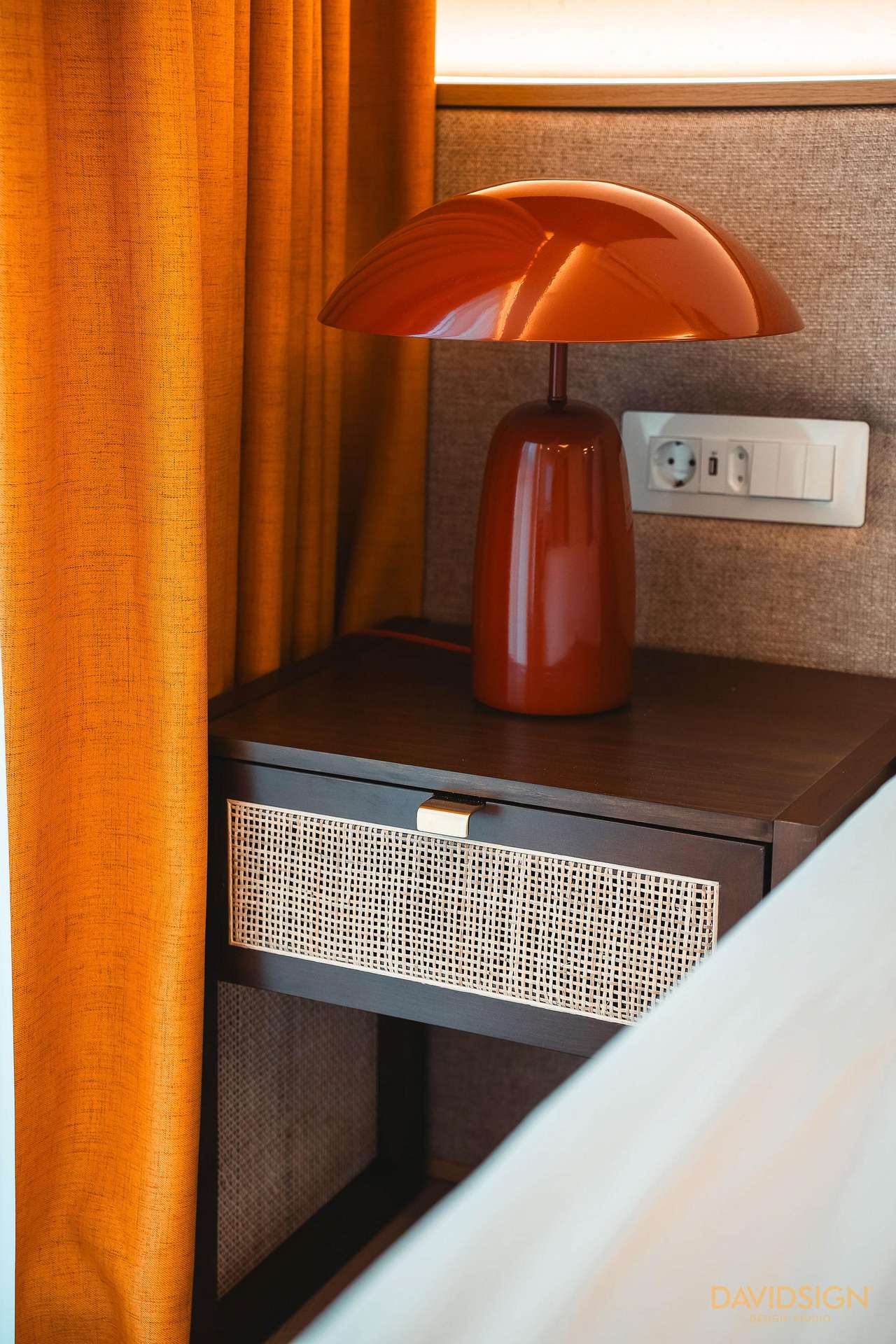 Design interior Incursiune: 70's Express - O aventura senzoriala Oradea România Davidsign - 12